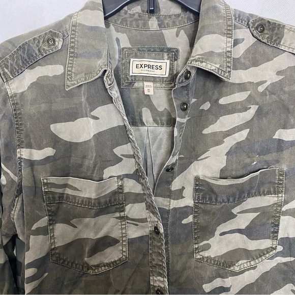 Express Boyfriend Army Camo Button Down Shirt - Picture 2 of 9